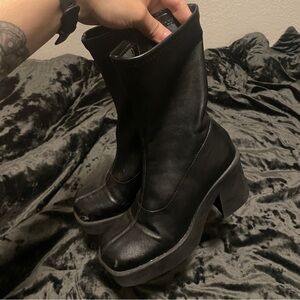 Steve Madden Klayton Mini platform boots